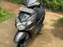 https://riyasewana.com/uploads/honda-dio-111158296315.jpg