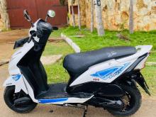 https://riyasewana.com/uploads/honda-dio-11117006405.jpg