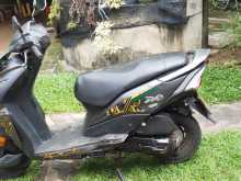 https://riyasewana.com/uploads/honda-dio-111210013092.jpg