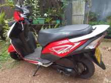 https://riyasewana.com/uploads/honda-dio-111240813963.jpg