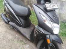 https://riyasewana.com/uploads/honda-dio-1113292713672.jpg