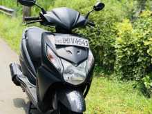 https://riyasewana.com/uploads/honda-dio-1113403622092.jpg