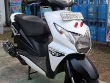 https://riyasewana.com/uploads/honda-dio-111434294073.jpg