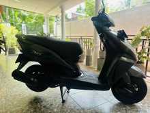 https://riyasewana.com/uploads/honda-dio-1114510422643.jpg