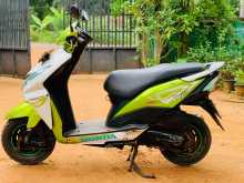 https://riyasewana.com/uploads/honda-dio-1115025522243.jpg