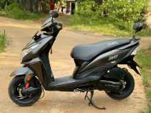 https://riyasewana.com/uploads/honda-dio-1117351022902.jpg