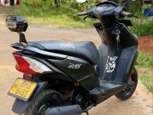 https://riyasewana.com/uploads/honda-dio-1117352824921.jpg