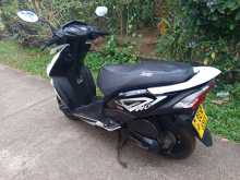 https://riyasewana.com/uploads/honda-dio-111804294072.jpg