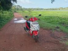 https://riyasewana.com/uploads/honda-dio-112465343428.jpg