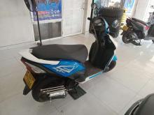 https://riyasewana.com/uploads/honda-dio-11412336135.jpg
