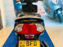 https://riyasewana.com/uploads/honda-dio-11512581435.jpg