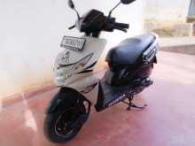 https://riyasewana.com/uploads/honda-dio-115285813062.jpg