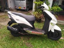 https://riyasewana.com/uploads/honda-dio-117451919543.jpg