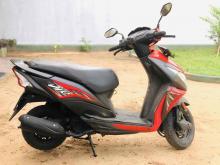 https://riyasewana.com/uploads/honda-dio-117532724701.jpg