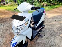 https://riyasewana.com/uploads/honda-dio-11855476992.jpg