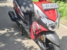 https://riyasewana.com/uploads/honda-dio-1195647413317.jpg