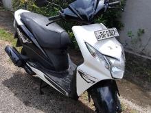 https://riyasewana.com/uploads/honda-dio-121208076705.jpg