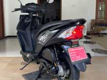 https://riyasewana.com/uploads/honda-dio-1213280413382.jpg