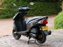 https://riyasewana.com/uploads/honda-dio-1214100413242.jpg