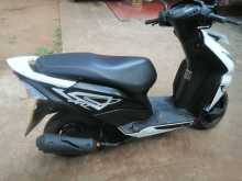 https://riyasewana.com/uploads/honda-dio-121502344272.jpg