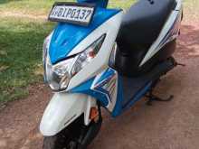 https://riyasewana.com/uploads/honda-dio-121512284193.jpg