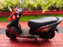 https://riyasewana.com/uploads/honda-dio-1215255513373.jpg