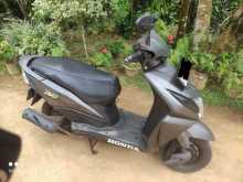 https://riyasewana.com/uploads/honda-dio-1220505513082.jpg