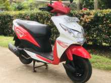 https://riyasewana.com/uploads/honda-dio-122073913432.jpg