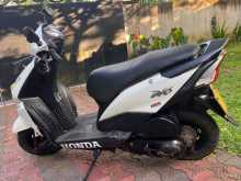 https://riyasewana.com/uploads/honda-dio-127401913293.jpg