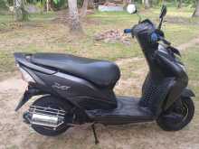 Honda Dio 2017 Motorbike