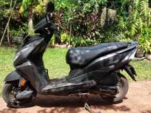 https://riyasewana.com/uploads/honda-dio-131119354942.jpg