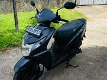 https://riyasewana.com/uploads/honda-dio-1313224213222.jpg