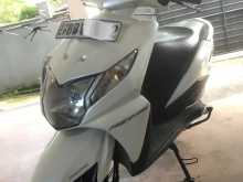 https://riyasewana.com/uploads/honda-dio-1315540013261.jpg