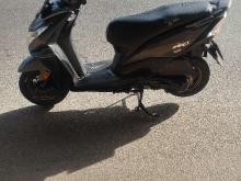 https://riyasewana.com/uploads/honda-dio-131644256645.jpg