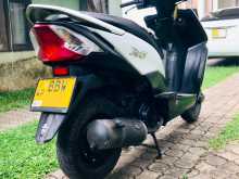 https://riyasewana.com/uploads/honda-dio-1318392113583.jpg