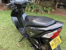 https://riyasewana.com/uploads/honda-dio-1319384322712.jpg