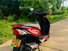 https://riyasewana.com/uploads/honda-dio-132227554612.jpg