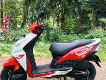 https://riyasewana.com/uploads/honda-dio-136412722753.jpg