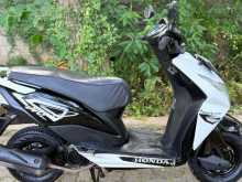 https://riyasewana.com/uploads/honda-dio-138123113962.jpg