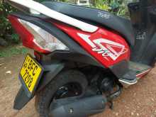 https://riyasewana.com/uploads/honda-dio-138372613923.jpg