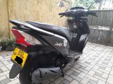 https://riyasewana.com/uploads/honda-dio-138422422962.jpg