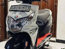 https://riyasewana.com/uploads/honda-dio-1384744139324328.jpg