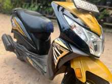 https://riyasewana.com/uploads/honda-dio-139135213363.jpg