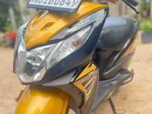 https://riyasewana.com/uploads/honda-dio-139135213542.jpg