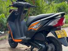 https://riyasewana.com/uploads/honda-dio-141025591284.jpg