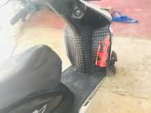 https://riyasewana.com/uploads/honda-dio-141107331533.jpg