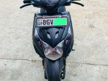 https://riyasewana.com/uploads/honda-dio-141149306023.jpg