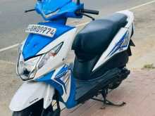 https://riyasewana.com/uploads/honda-dio-141244324792.jpg