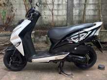 https://riyasewana.com/uploads/honda-dio-1413105913793.jpg