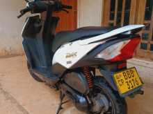 https://riyasewana.com/uploads/honda-dio-141329011965.jpg